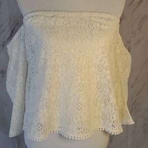 NWT Cupcakes and Cashmere lace top